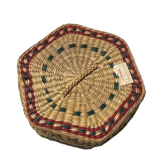 Vtg Handwoven Sweetgrass Basket w Lid from The Peoples Republic China 3" x 5" - Picture 3 of 9